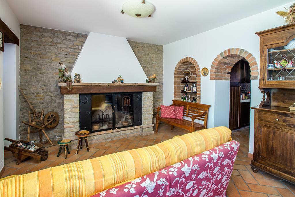 B&B Marconi Montefalcone Appennino エクステリア 写真